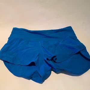 LULU LEMON SHORTS— SIZE 4